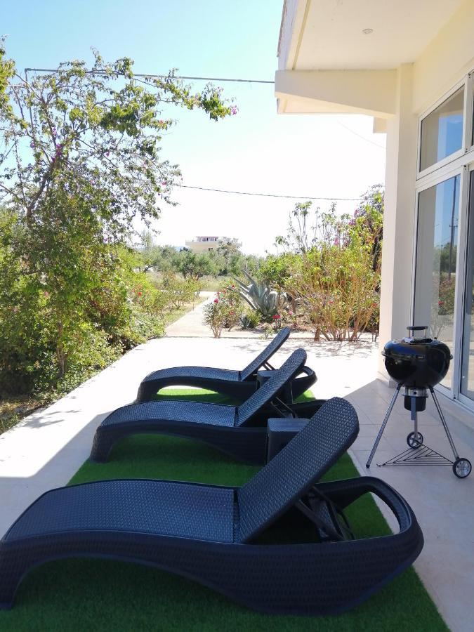 Spacious Beach House Theologos Bagian luar foto