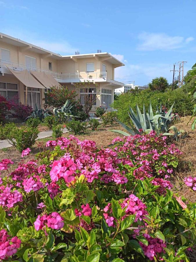 Spacious Beach House Theologos Bagian luar foto