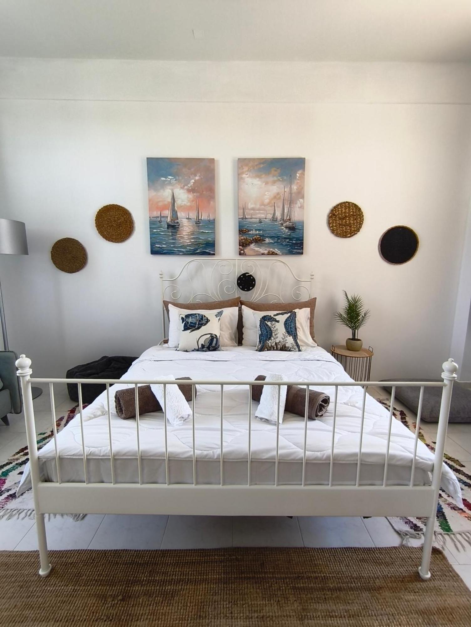 Spacious Beach House Theologos Bagian luar foto